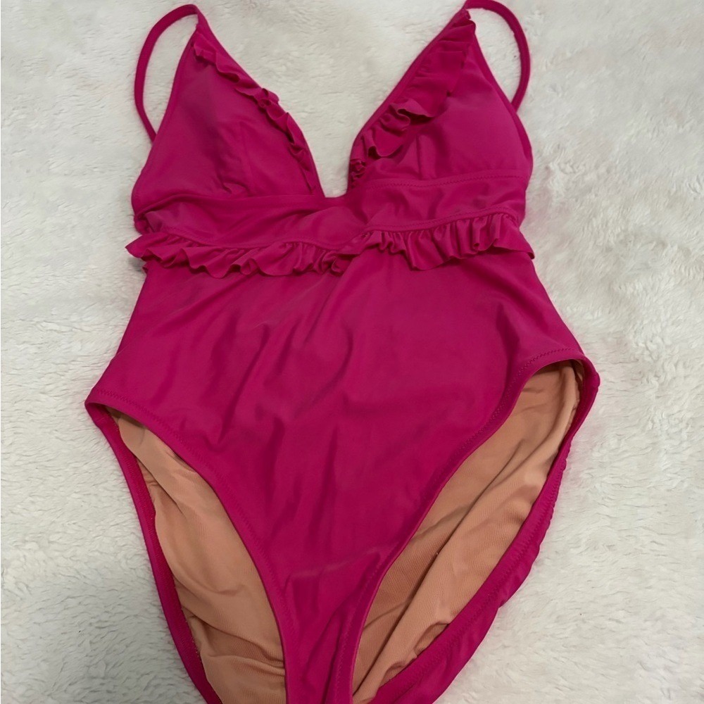 J. Crew Pink Ruffled Swimsuit Size 8 Women's coquette, fairycore